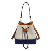 Bolsa Bucket Feminina com Alça Ajustável e Fecho de Cordão