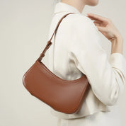 Bolsa Baguete de Couro Genuíno Feminina - Elegância e Estilo