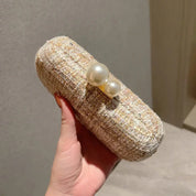 Clutch de Pérolas e Tweed com Corrente